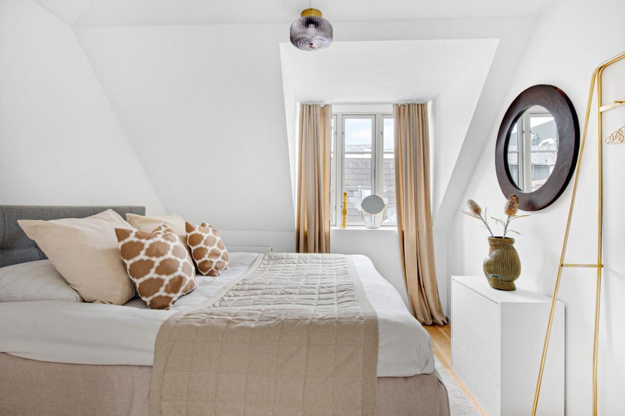 Sanders Regent - Adorable One-bedroom Near Square * Kopenhagen